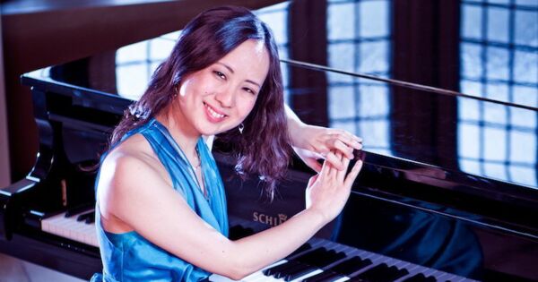 Weltklassik am Klavier - Maya Ando
